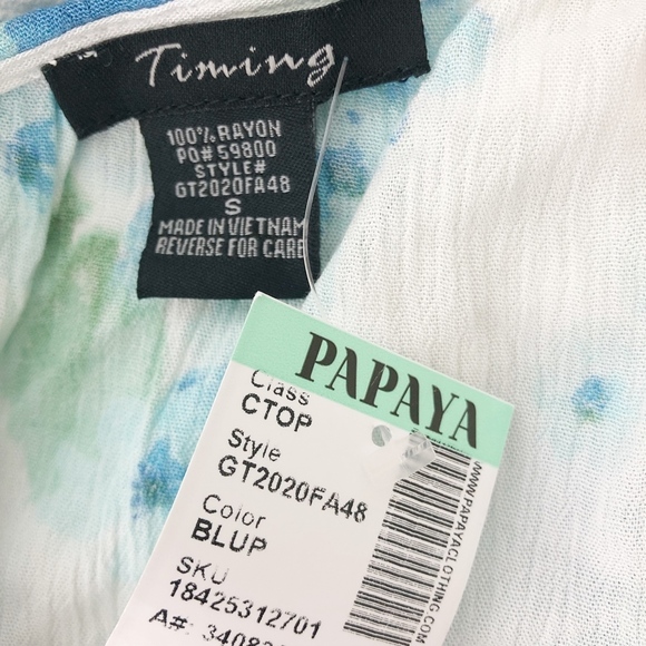 Papaya Clothing Timing White Blue Floral Crop Top - Picture 5 of 5